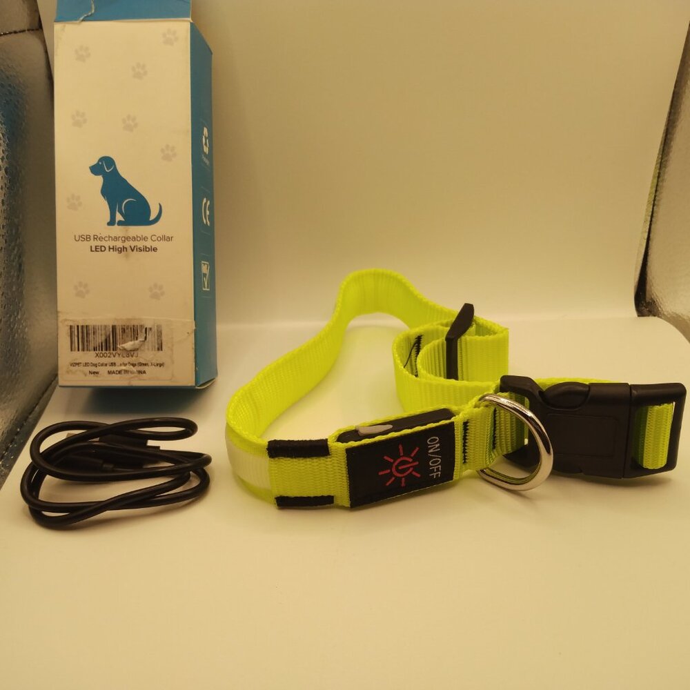 Vizpet LED Dog collar Light Up Dog Collar Adjustable USB Rechargeable size XL